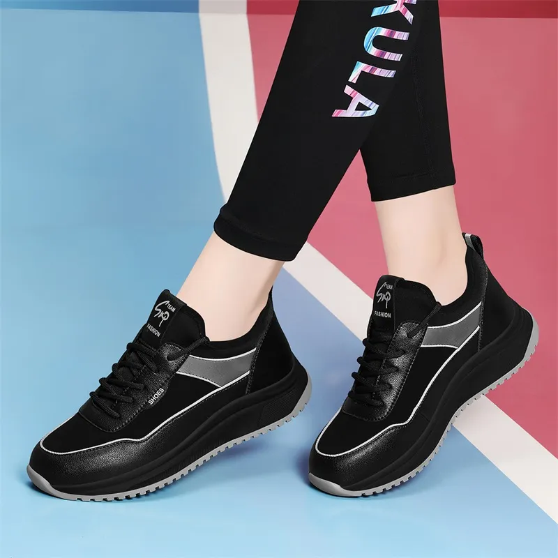 Golden Silk Rabbit Lightweight And Breathable Low-Top Chunky Sneakers Women's Black-11