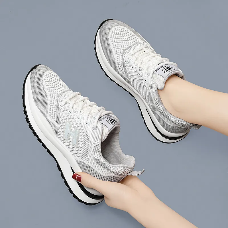 Golden Silk Rabbit Cushioned Anti Slip And Wear Resistant Lightweight Low Top Running Shoes Women's-13