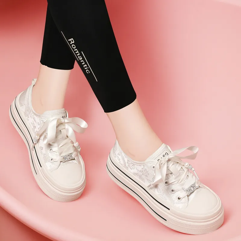 Golden Silk Rabbit Breathable Lightweight Height Increasing Low-Top Casual Shoes Women's Black-14