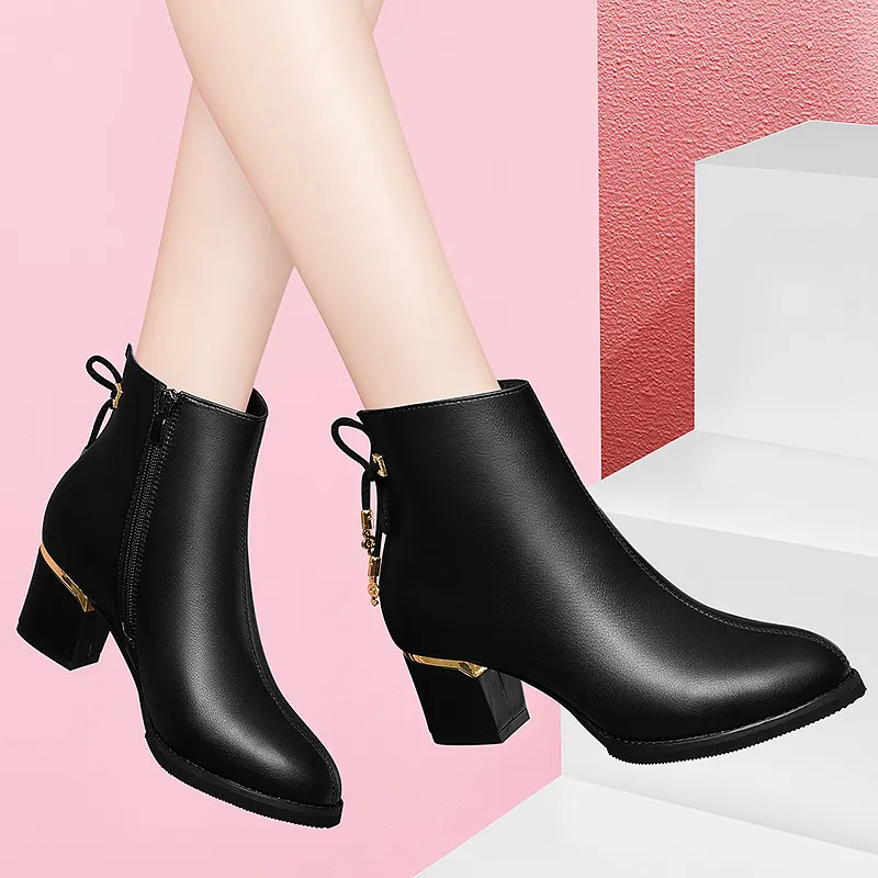 Golden Silk Rabbit Ankle Boots Women's Black-5