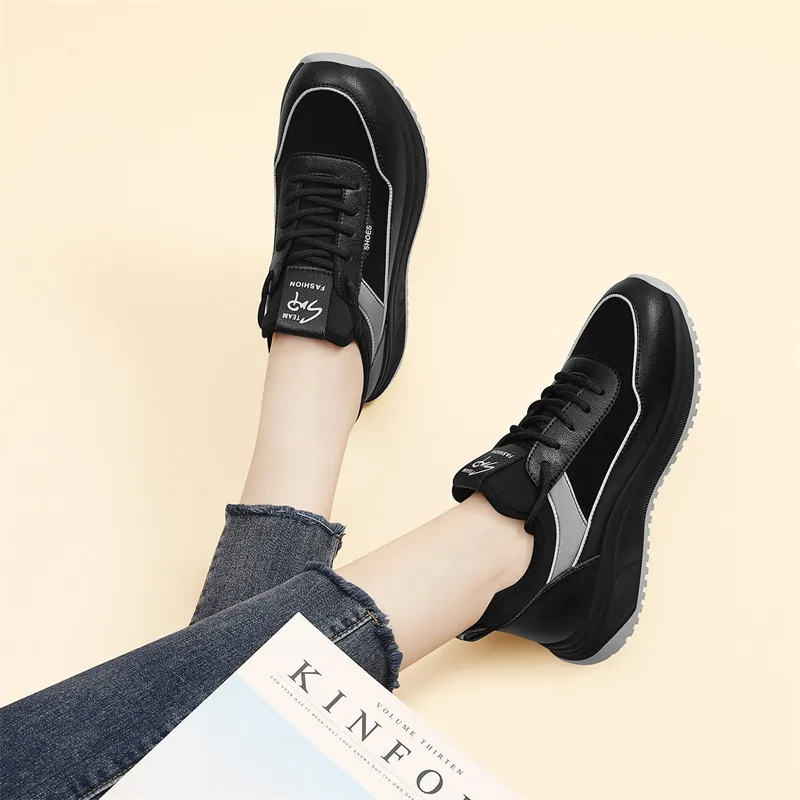 Golden Silk Rabbit Lightweight And Breathable Low-Top Chunky Sneakers Women's Black-13