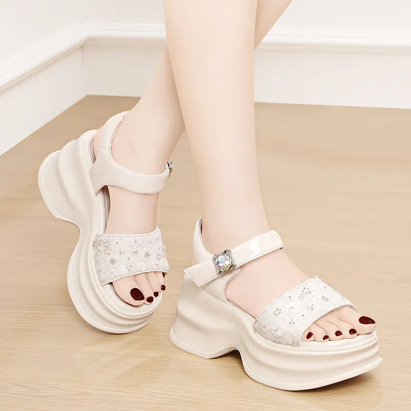 Golden Silk Rabbit Strap Sandals 8.5cm Women's-11
