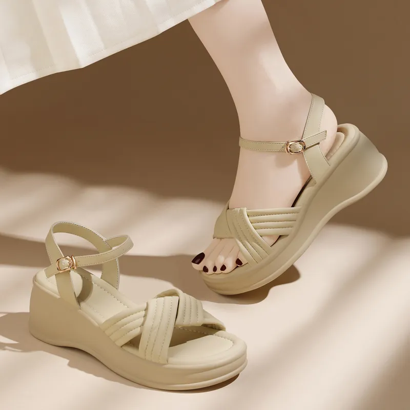 Golden Silk Rabbit One Strap Sandals Women's-7