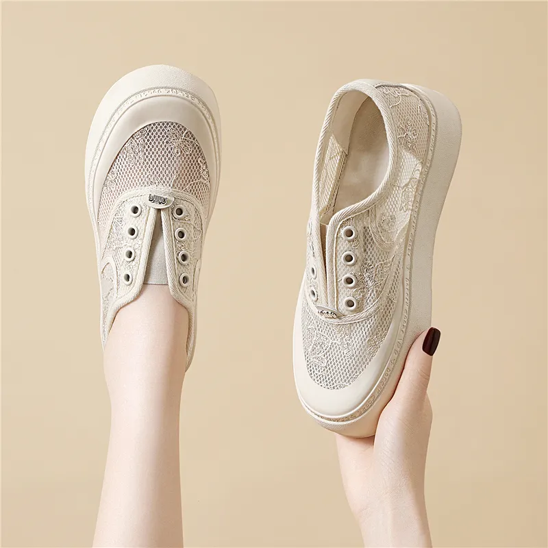 Golden Silk Rabbit Low Top Casual Shoes Women's-12