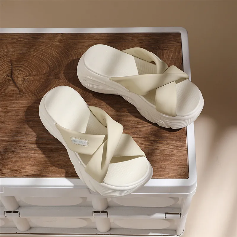 Golden Silk Rabbit EVA Slip Resistant Cushioning Slide Slippers Women's-8