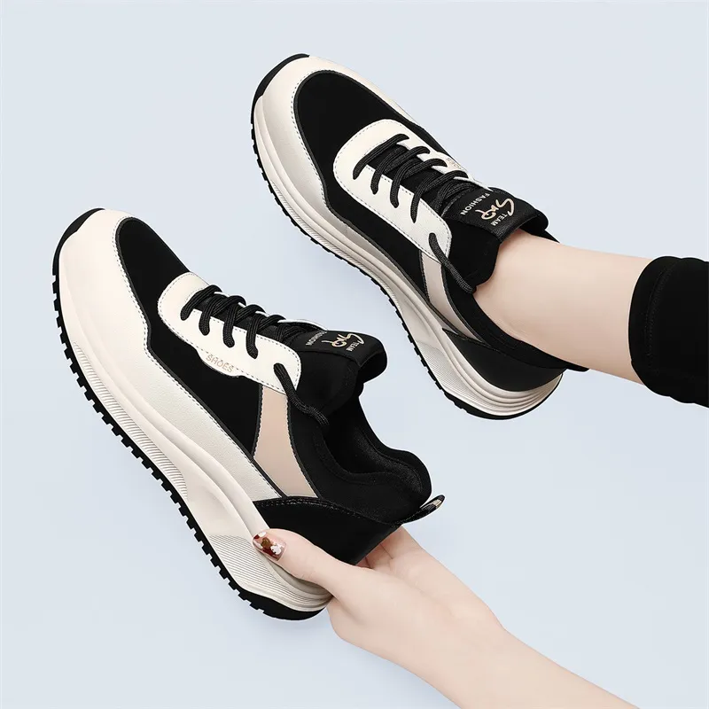 Golden Silk Rabbit Lightweight And Breathable Low-Top Chunky Sneakers Women's Black-7