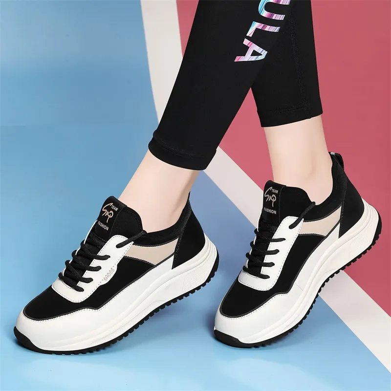 Golden Silk Rabbit Lightweight And Breathable Low-Top Chunky Sneakers Women's Black-4