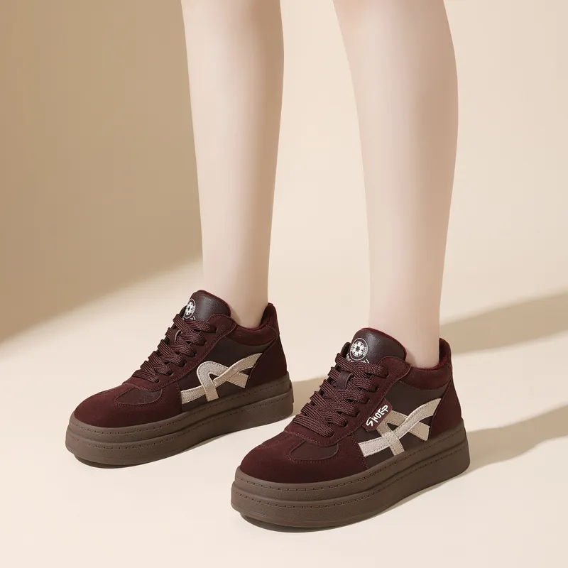 Golden Silk Rabbit Mid-Top Skateboard Shoes Women's-12
