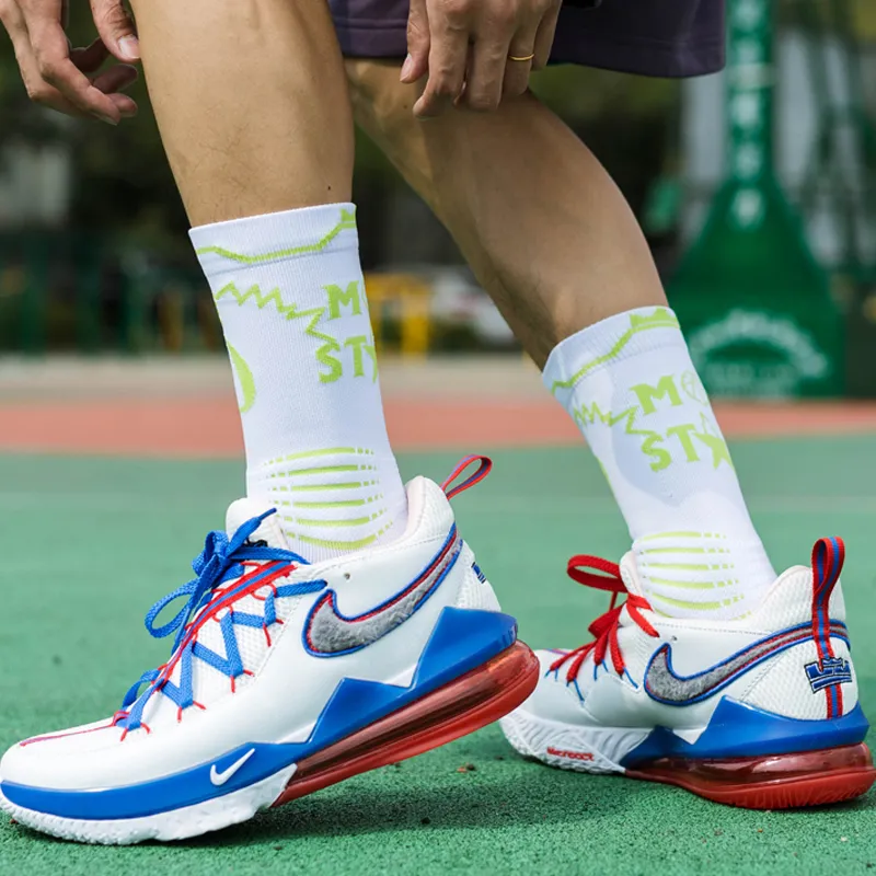 Sport's House Men Soccer Socks-1