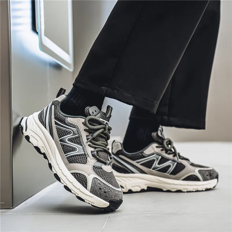 JKEM Cushioned Slip Resistant Abrasion Resistant Low Top Chunky Sneakers Men's-9