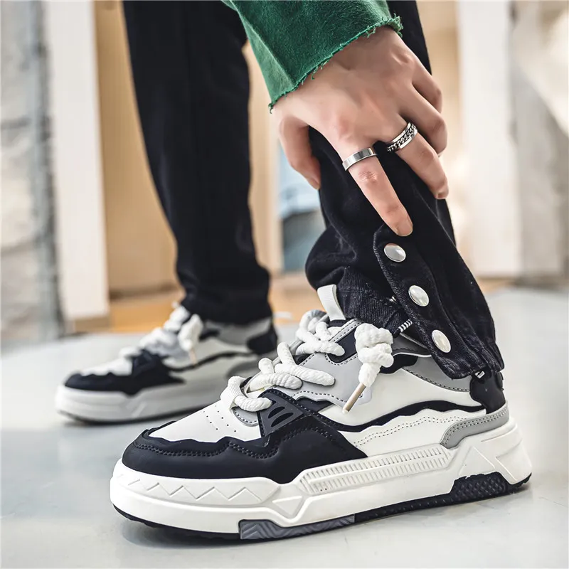 JKEM Wear resistant Lightweight Breathable And Non slip. Low Top Skateboard Shoes Men's-1