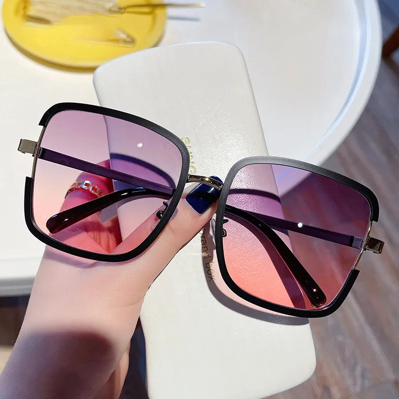 Narandu Metal Square Sunglasses Unisex Ecru/Bright Black-3