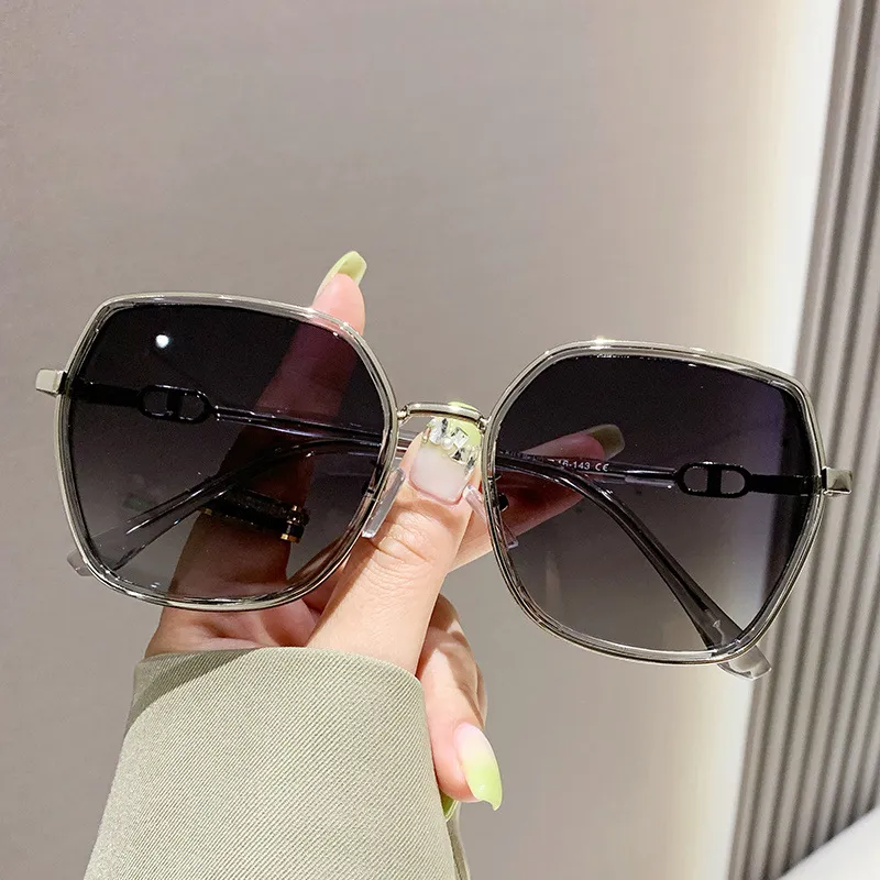 Narandu PC Plastic Metal Square Sunglasses Women's-4