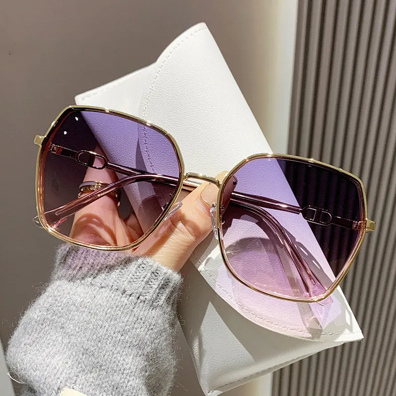 Narandu Metal TR/Memory Plastic Square Sunglasses Women's-6
