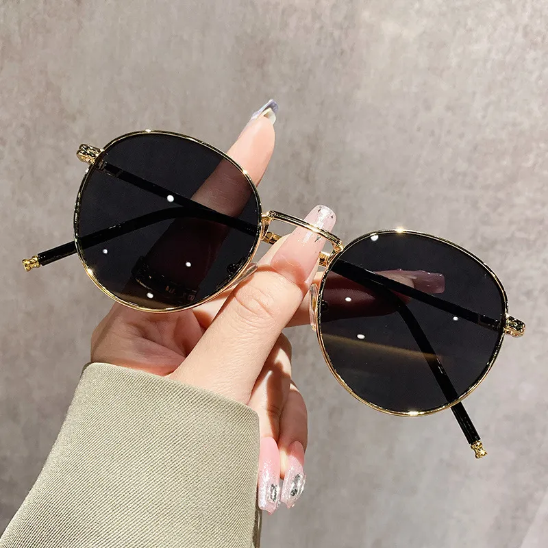 Narandu Round Sunglasses Women's-1
