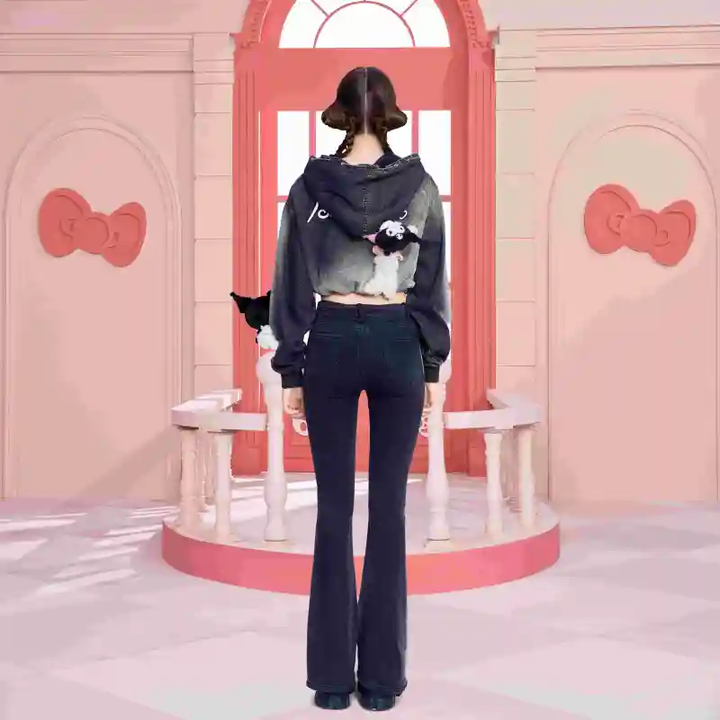 13 DEMARZO x Sanrio Sweatshirt Women's-2