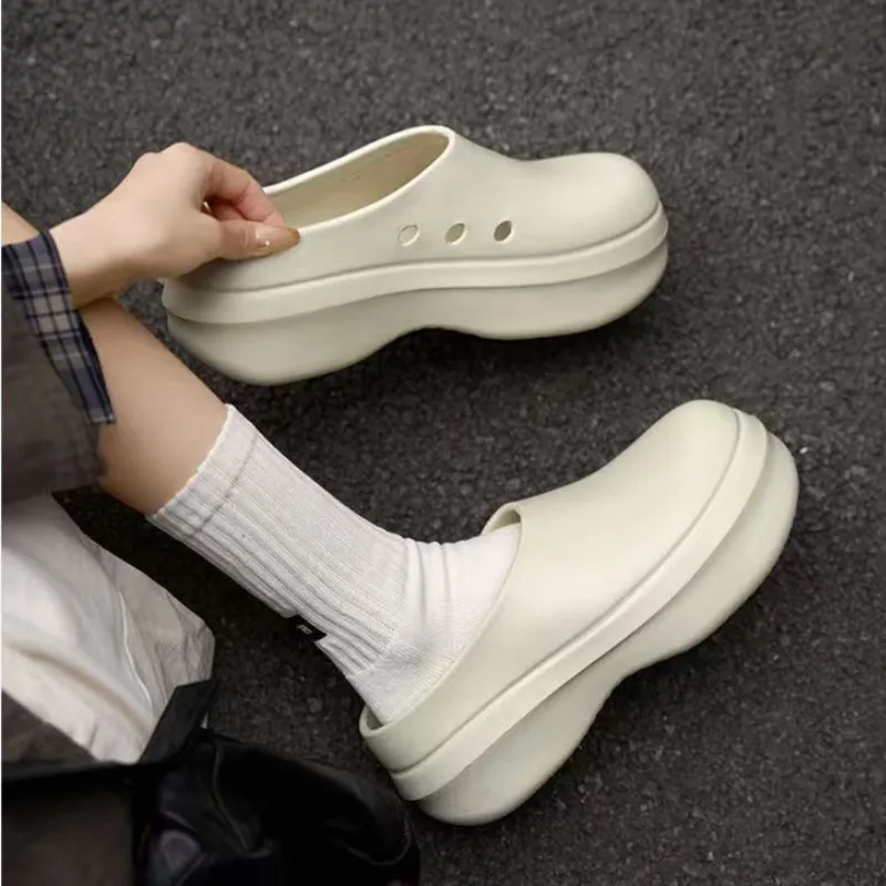 Mr.shang Closed Toe Slippers Unisex-4