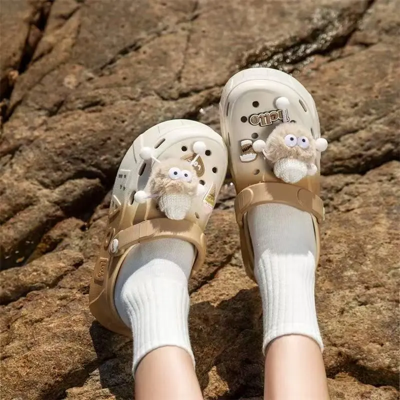 Mr.shang Clogs Women's Hairy Ball Beige-1