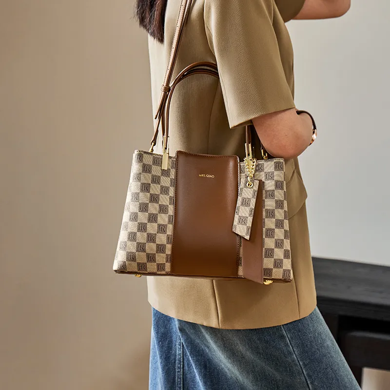Narandu PVC Synthetic Leather Tote Shoulder Bag Crossbody Bag Handbag Large Size Women's Khaki-6