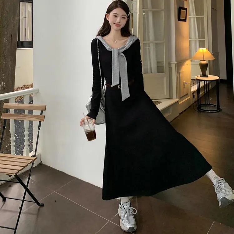 Long Sleeved Dress Style Women's Black With Belt Single Item-3