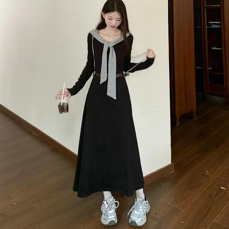 Long Sleeved Dress Style Women's Black With Belt Single Item-2