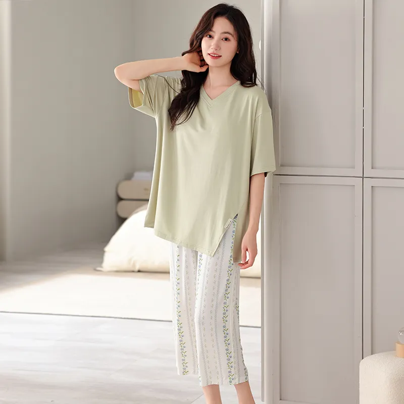 Pretty lady Women's Pajama Sets-1