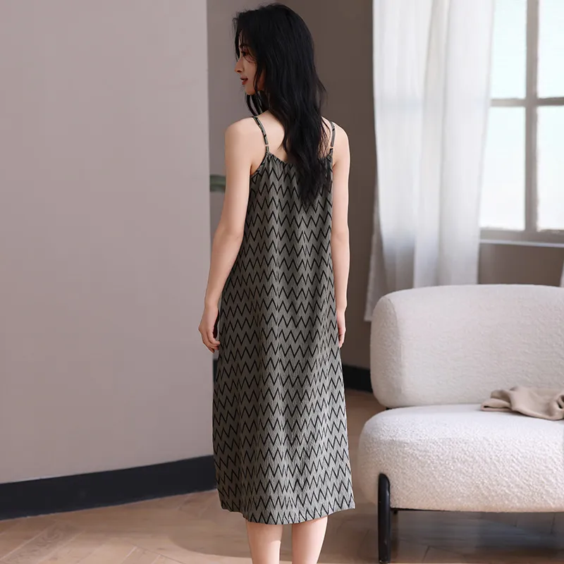 Pretty lady Women's Nightgowns-3