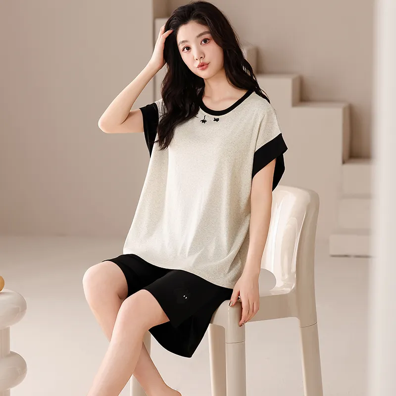 Pretty lady Women's Pajama Sets-2