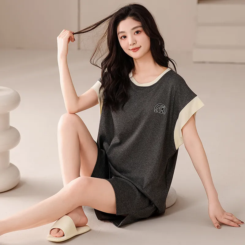 Pretty lady Women's Pajama Sets-3