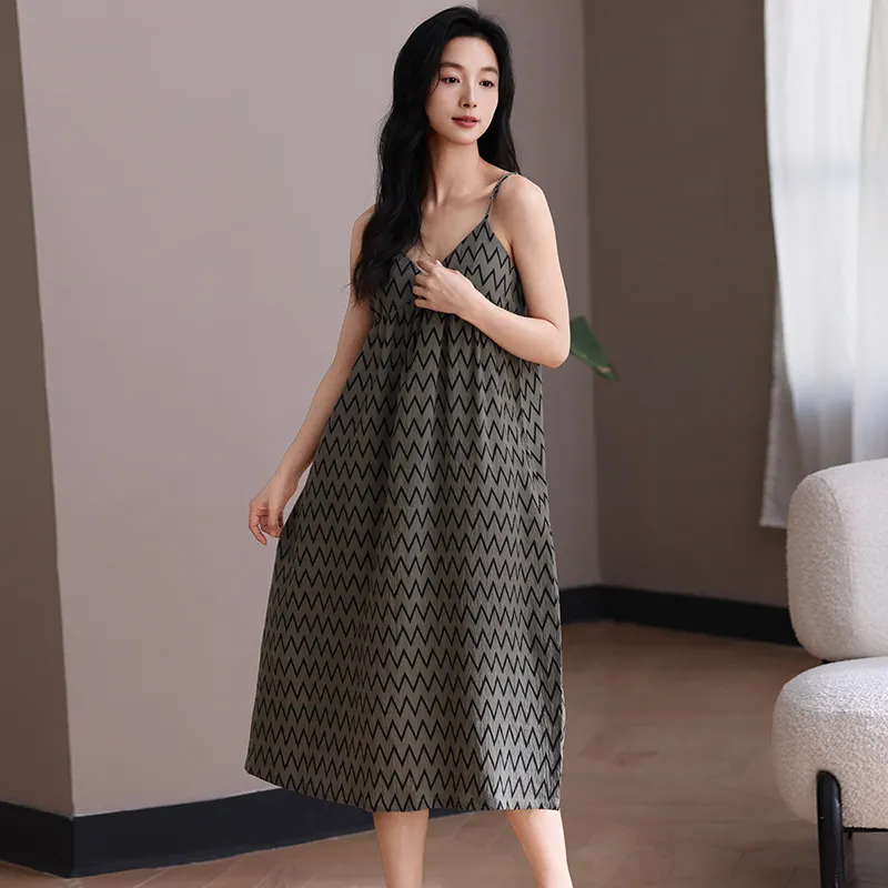Pretty lady Women's Nightgowns-2
