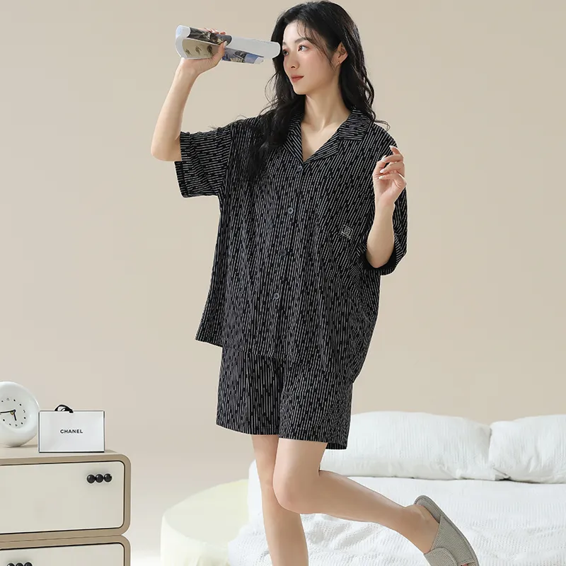 Pretty lady Women's Pajama Sets-2