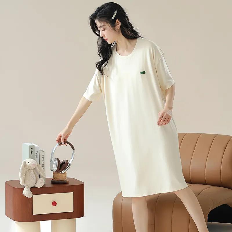 Pretty lady Women's Nightgowns-1