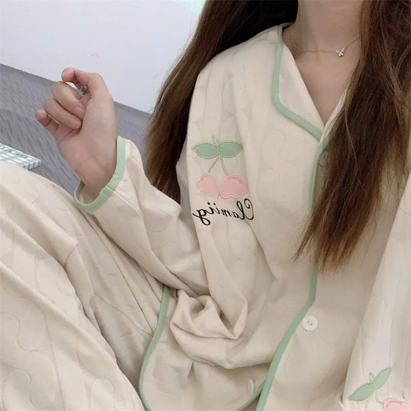 Pretty lady Women's Pajama Sets-4