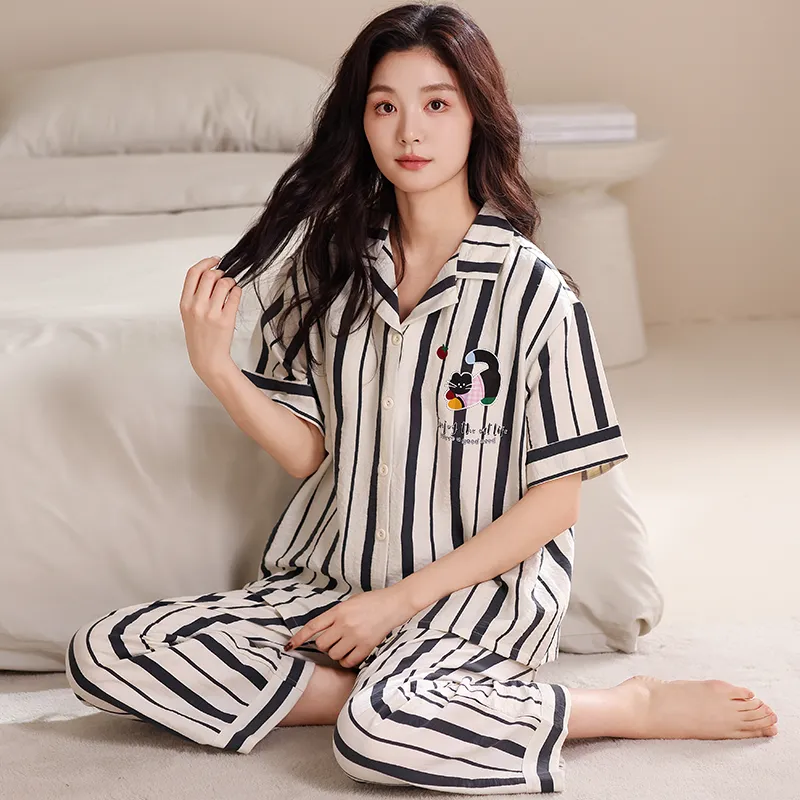 Pretty lady Women's Pajama Sets-3