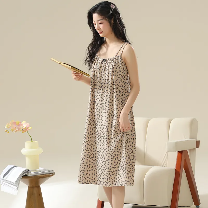 Pretty lady Women's Nightgowns-1