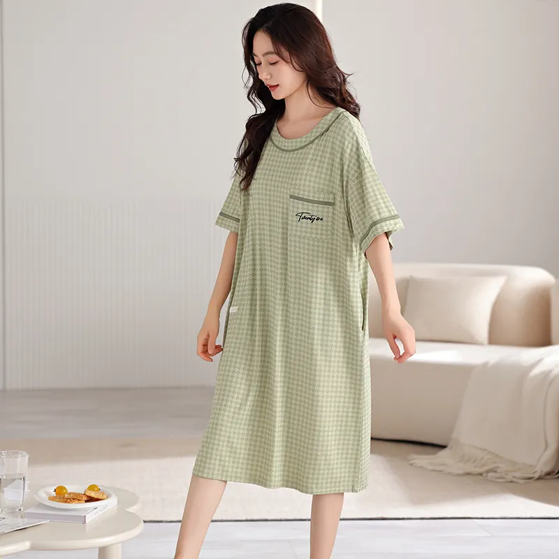 Pretty lady Women's Nightgowns-1