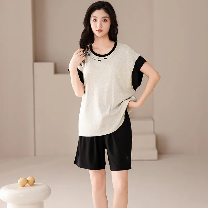 Pretty lady Women's Pajama Sets-3