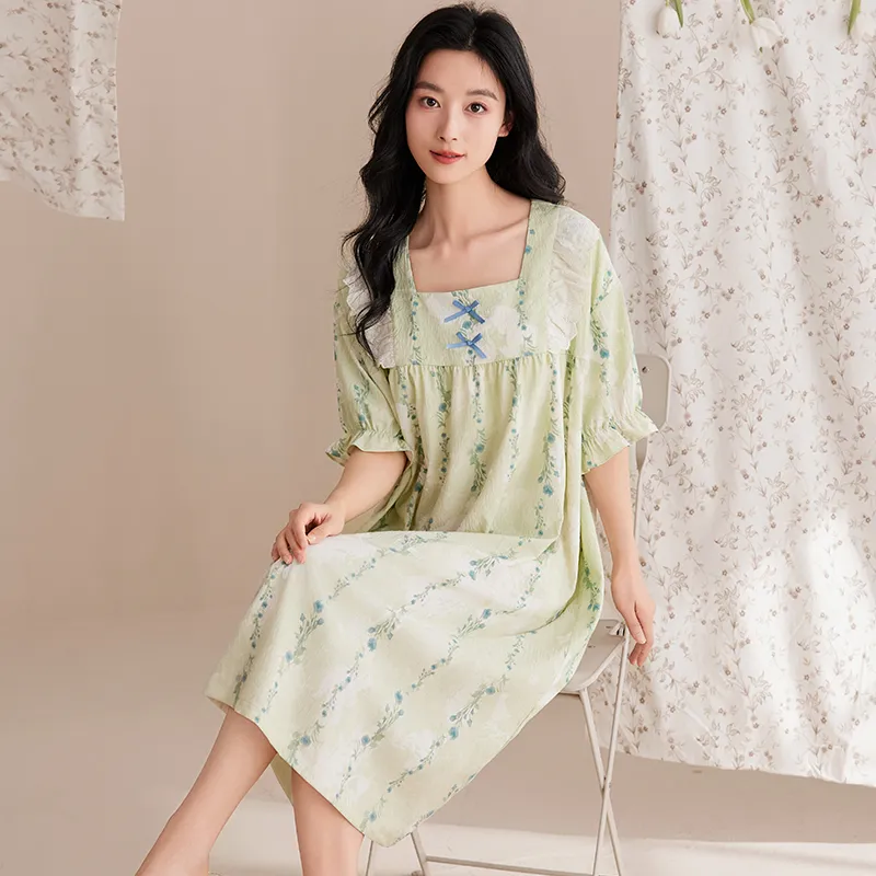 Pretty lady Women's Nightgowns-1