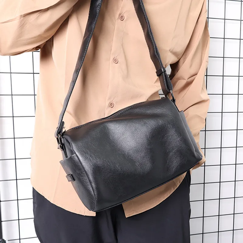 ALNI BITTON Crossbody Bags Black-2