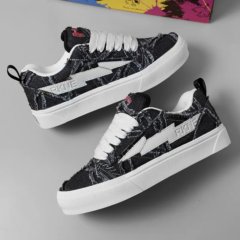 VFTS Anti Slip And Wear Resistant Height Increasing Low Top Skateboard Shoes Unisex Raven Cloud Black-35