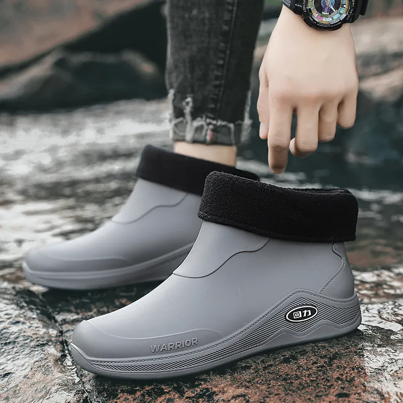 Warrior Warm Water-Resistant Slip-Resistant Rain Boots Men's-8