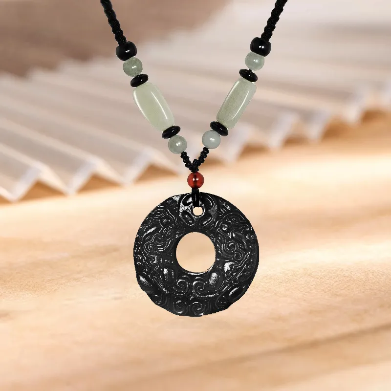Emerald Dynasty Chalcedony Necklaces Unisex-1