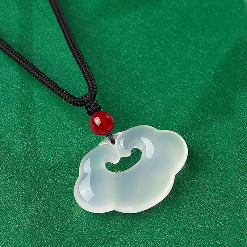 Emerald Dynasty Agate Necklaces Unisex-3