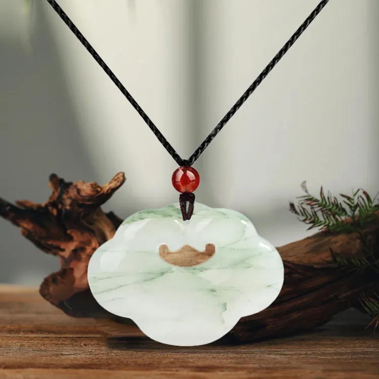 Emerald Dynasty Tianshan Jade Necklaces Unisex-1