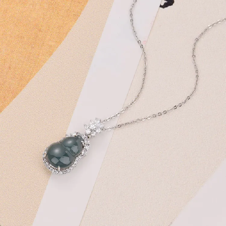 Emerald Dynasty Glutinous Jade Jadeite Necklaces Women's-2