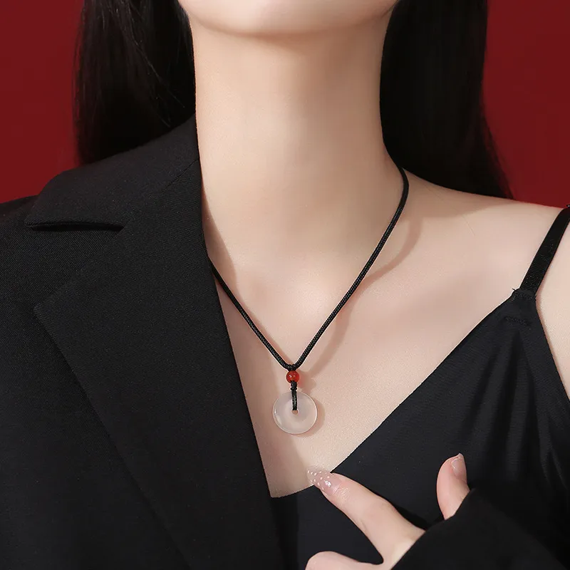 Emerald Dynasty Agate Necklaces Unisex-3