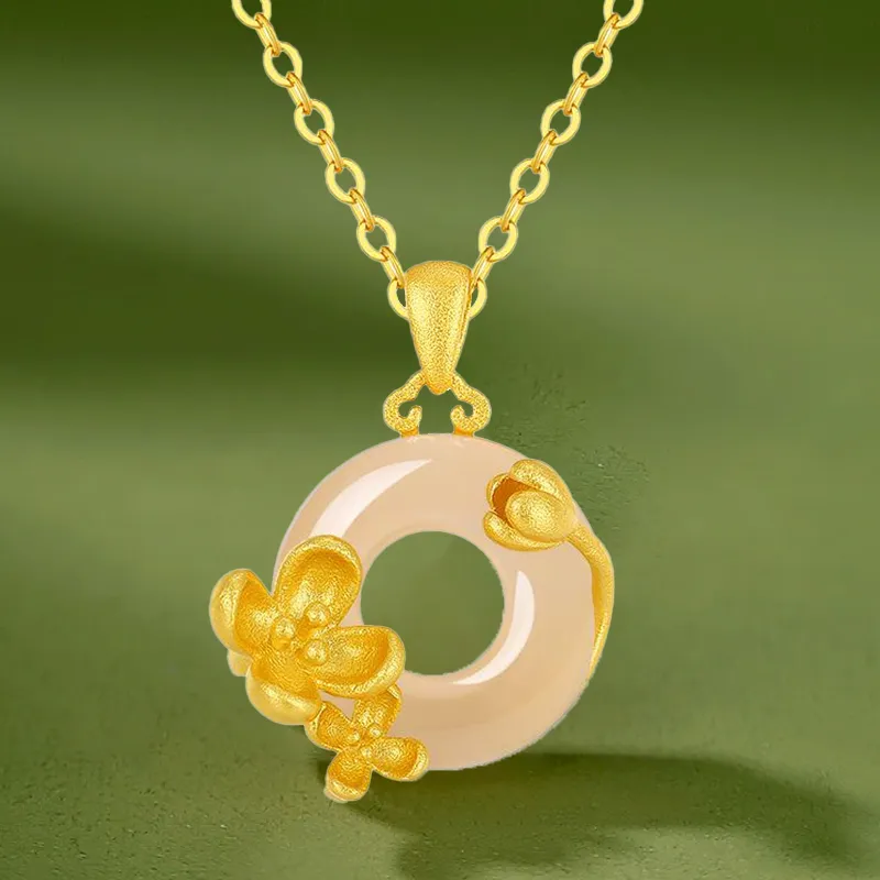 Emerald Dynasty Natural Chalcedony Necklaces Women's-1