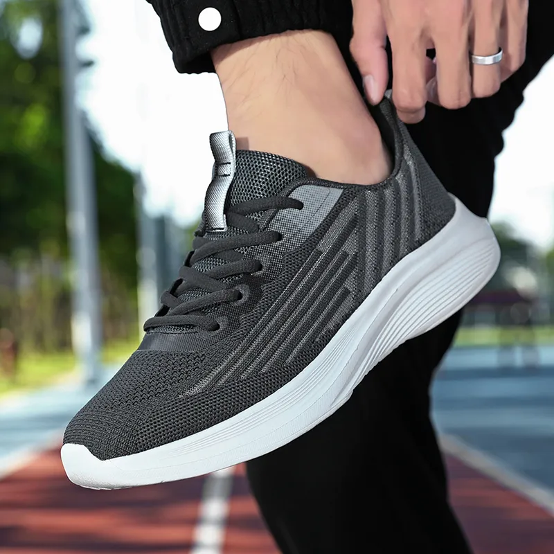 ZOVE Cushioned Slip-Resistant Abrasion-Resistant Low-Top Casual Running Shoes Unisex-18
