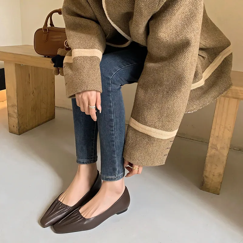 Casual Essentials Unlined Shoes Women's-10