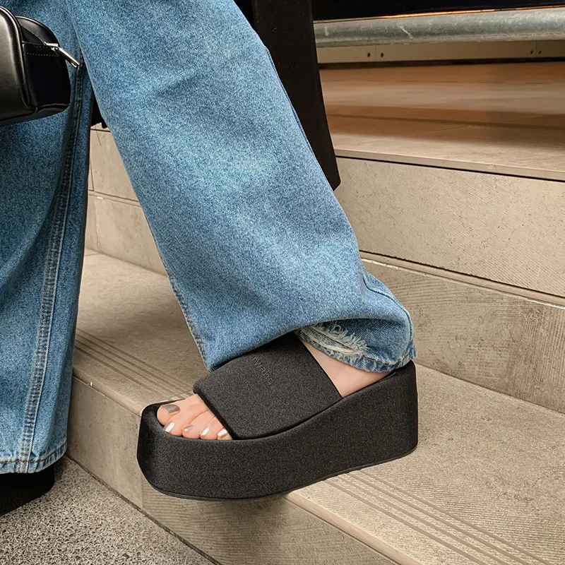 STARRO Slide Slippers Women's Black/Blue-1